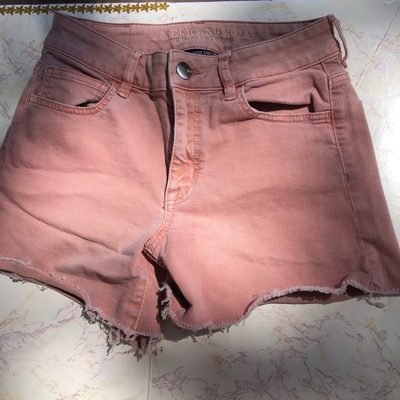 Super cute American eagle pink denim shorts - Picture 1 of 7